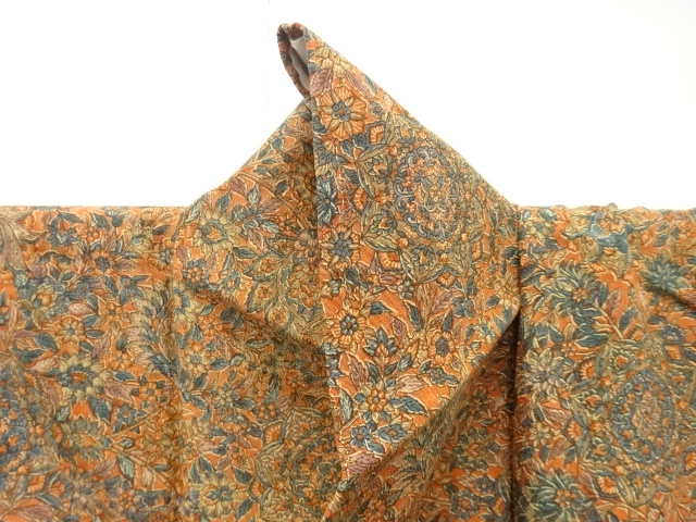  花更紗模様　小紋着物